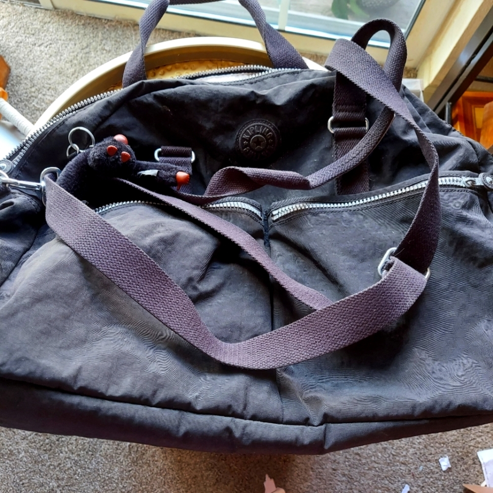 Large kipling bag black with gorilla messenger